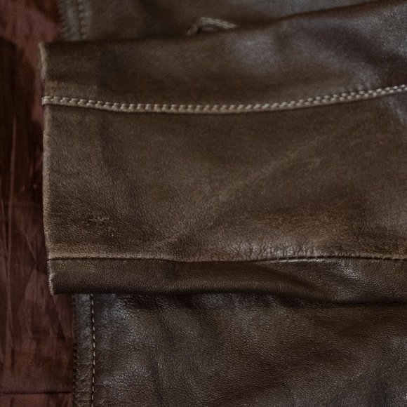 Manolos Pure Leather Jacket Product of Ecuador - Picture 7 of 8